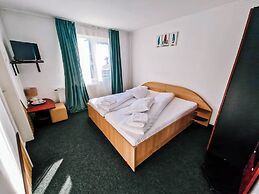 Complex Caprioara Toplita