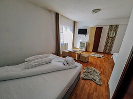 Complex Caprioara Toplita