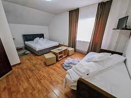 Complex Caprioara Toplita