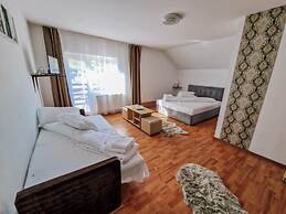 Complex Caprioara Toplita