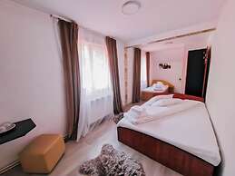 Complex Caprioara Toplita