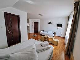 Complex Caprioara Toplita