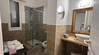 Room-emmas Guest House With Family Room