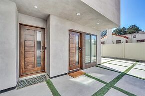 Luxurious Townhome