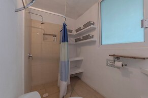 Lakeside Retreat Spacious Family Villa