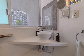 Lakeside Retreat Spacious Family Villa