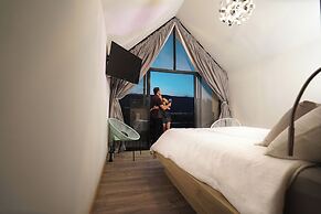 Oeno Wine Lodge