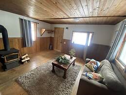 Rustic Beaverfoot Lodge Basic Cabin