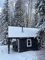 Rustic Beaverfoot Lodge Basic Cabin