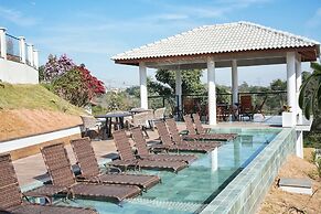 Bristol Villaggio Rosa Arujá