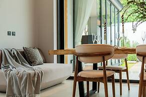 Botanica Foresta 4BR Villa by NLA