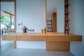 Botanica Foresta 4BR Villa by NLA