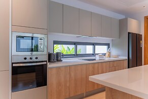 Botanica Foresta 4BR Villa by NLA