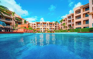 Beachfront Ocean View Penthouse Surf 408