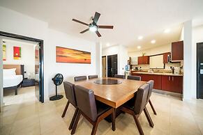 Beachfront Ocean View Penthouse Surf 408