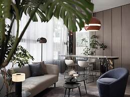 Holiday Inn Express Shanghai Jing'an Temple by IHG