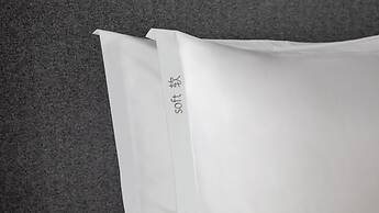 Holiday Inn Express Shanghai Jing'an Temple by IHG