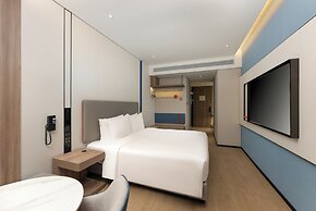 Holiday Inn Express Shanghai Jing'an Temple by IHG