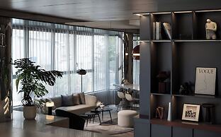 Holiday Inn Express Shanghai Jing'an Temple by IHG