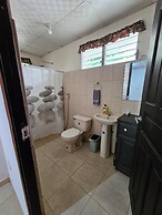 Cuartos independientes con baño privado