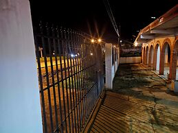 Cuartos independientes con baño privado