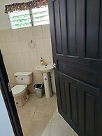 Cuartos independientes con baño privado