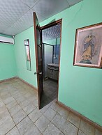 Cuartos independientes con baño privado
