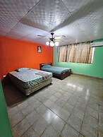 Cuartos independientes con baño privado