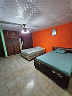 Cuartos independientes con baño privado