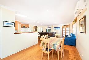 Hidden Gem Getaway in Dunsboroughs Heart