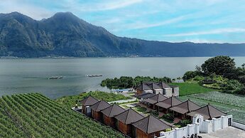 D Sila’s Tepi Danu Villas Kintamani & Natural hot spring