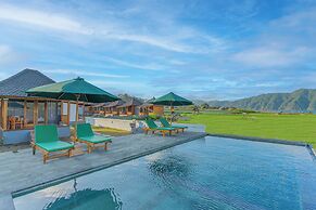 D Sila’s Tepi Danu Villas Kintamani & Natural hot spring