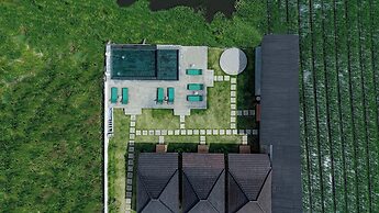 D Sila’s Tepi Danu Villas Kintamani & Natural hot spring