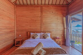 D Sila’s Tepi Danu Villas Kintamani & Natural hot spring