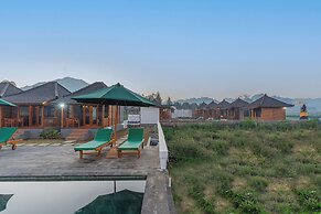 D Sila’s Tepi Danu Villas Kintamani & Natural hot spring