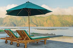 D Sila’s Tepi Danu Villas Kintamani & Natural hot spring