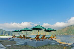 D Sila’s Tepi Danu Villas Kintamani & Natural hot spring