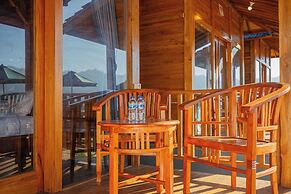 D Sila’s Tepi Danu Villas Kintamani & Natural hot spring