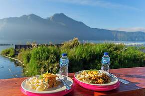 D Sila’s Tepi Danu Villas Kintamani & Natural hot spring