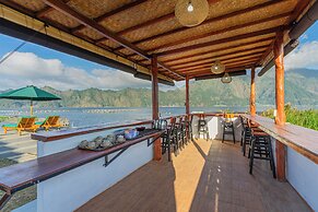 D Sila’s Tepi Danu Villas Kintamani & Natural hot spring