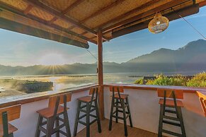 D Sila’s Tepi Danu Villas Kintamani & Natural hot spring