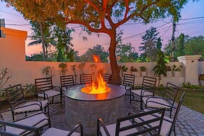 1 Amiras Entire Villa at Fateh Sagar, Udaipur