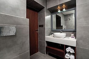 1 Amiras Entire Villa at Fateh Sagar, Udaipur