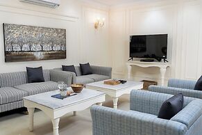 1 Amiras Entire Villa at Fateh Sagar, Udaipur