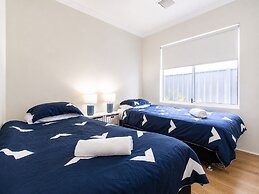 Contemporary Cove