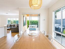 Contemporary Cove