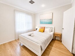 Contemporary Cove