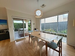 Contemporary Cove