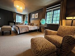 Hakuba Mountain Lodge