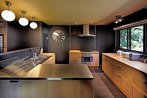 Hakuba Mountain Lodge